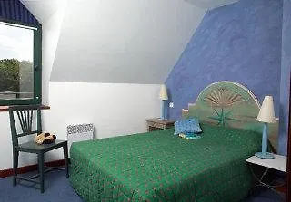 Otel Les Fleurs De Lys 3*